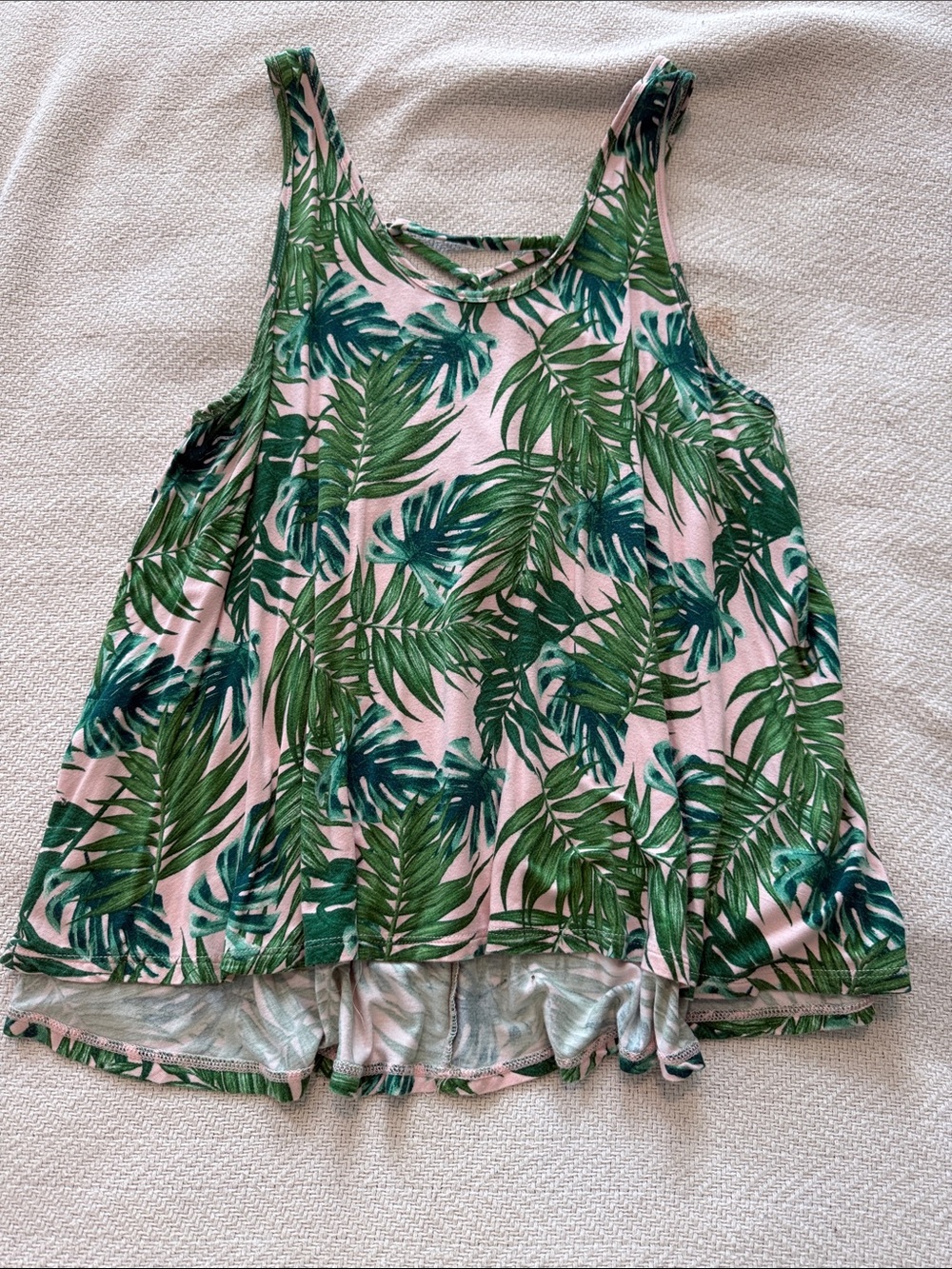 Women’s Tropical Leaf Print Tank Top - Green on Pink